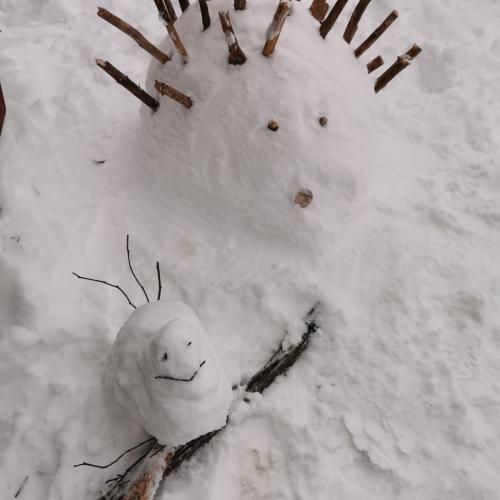 Skulpturen im Schnee 1s