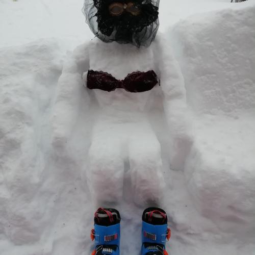 Skulpturen im Schnee 1s