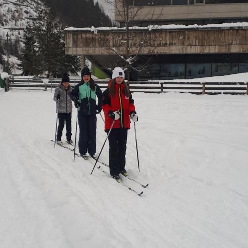 2m Spaß im Schnee