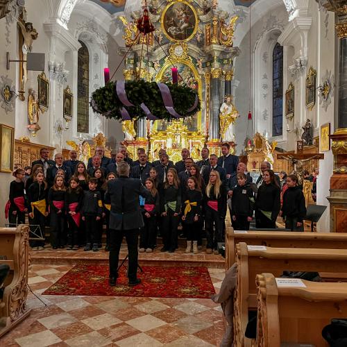 Adventsingen in Kappl – Ein stimmungsvoller Auftakt zur Weihnachtszeit