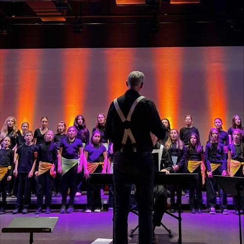 Schulchor der MMS Paznaun bei „Stimmig Vol. 1“