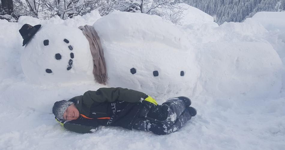 Skulpturen im Schnee 1s