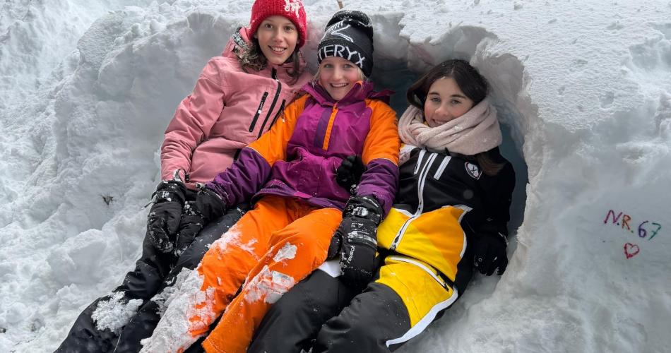 Zwischen Schneeballschlacht und Schneemann-Challenge...